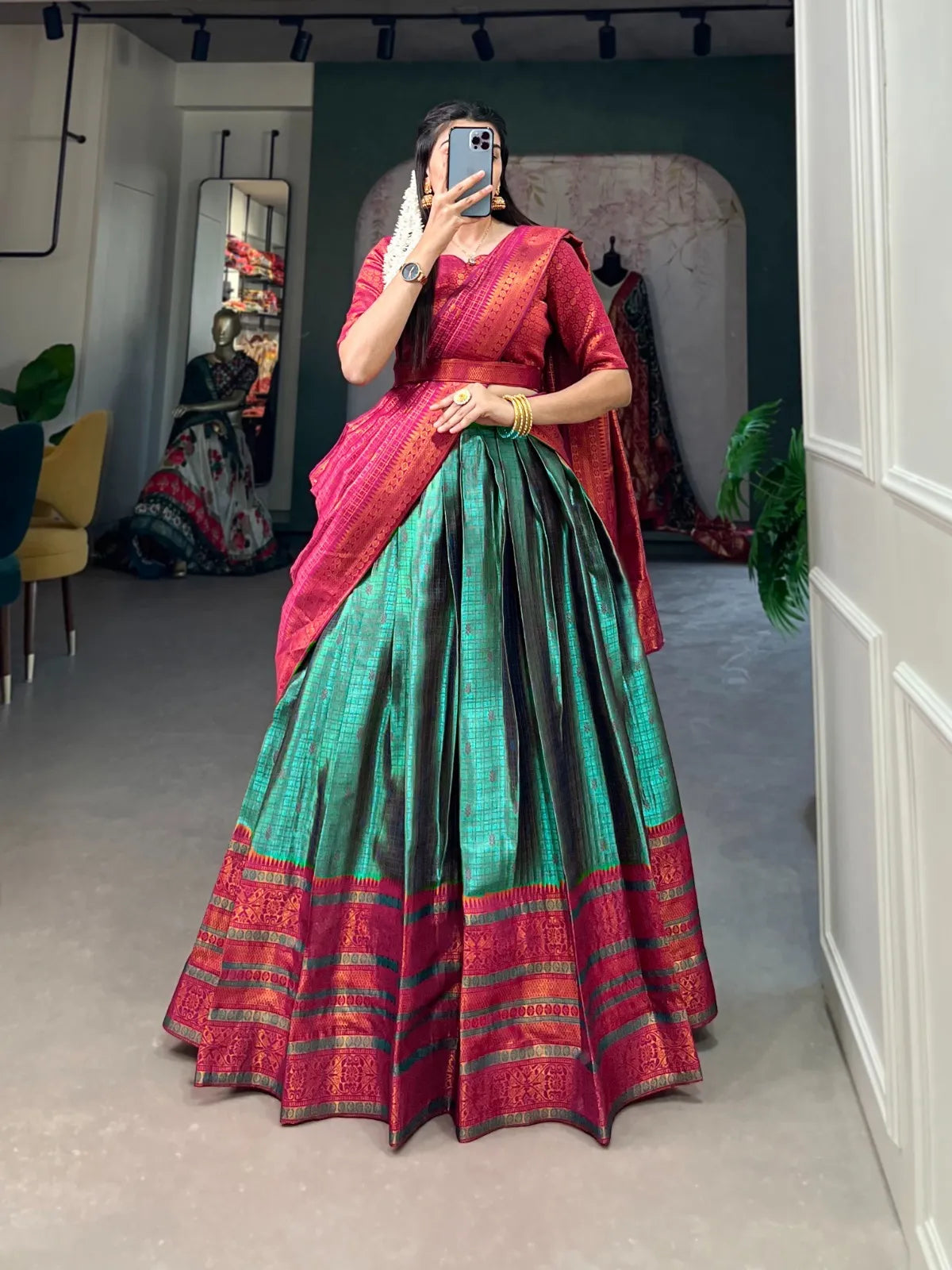 Exquisite Dual Jacquard Silk Lehenga Choli Set - Elegant Festive Attire